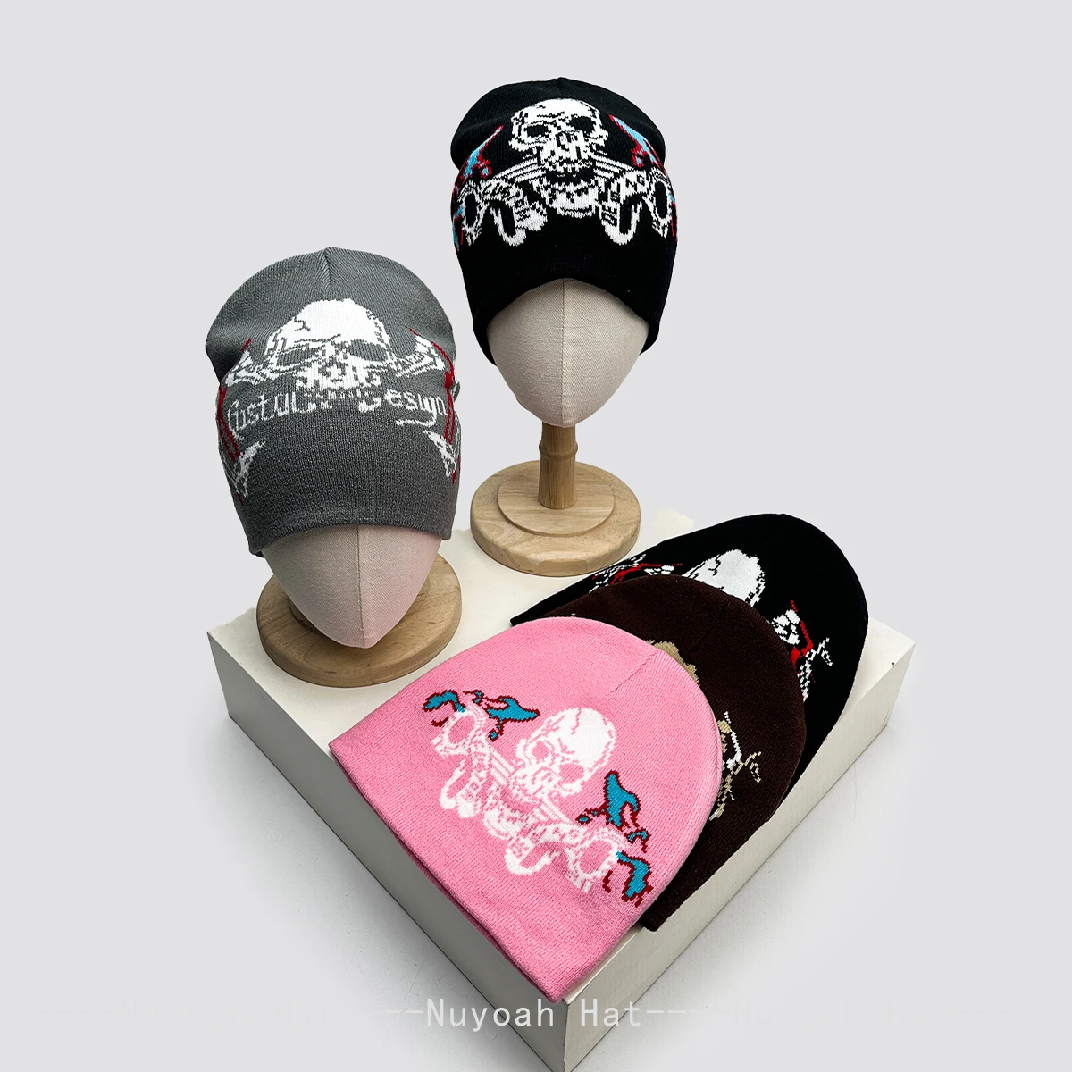 New Men Women Dark Style Flame Skull Jacquard Knitted Hats Warm Hip-hop Fashion Personal Beanies Street Versatile Retro Niche
