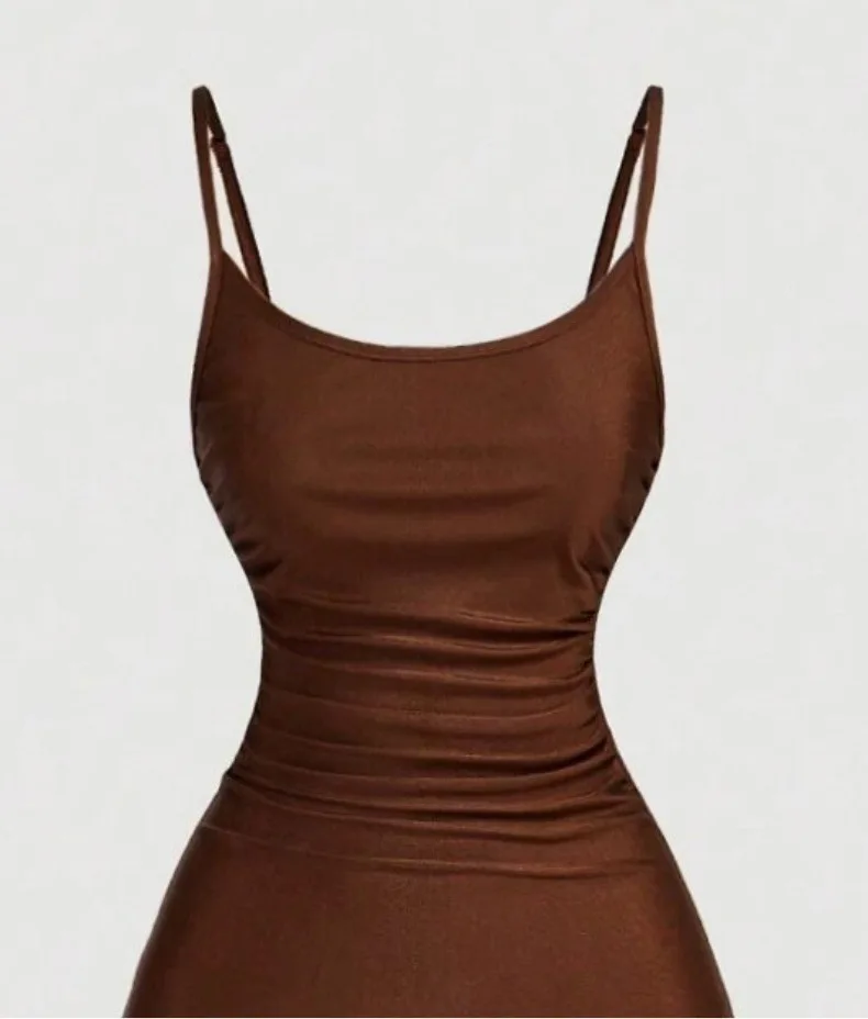 2025 فستان الخصر الحمالة حزام الخصر مطوي تصميم الربيع والصيف نماذج جديدة