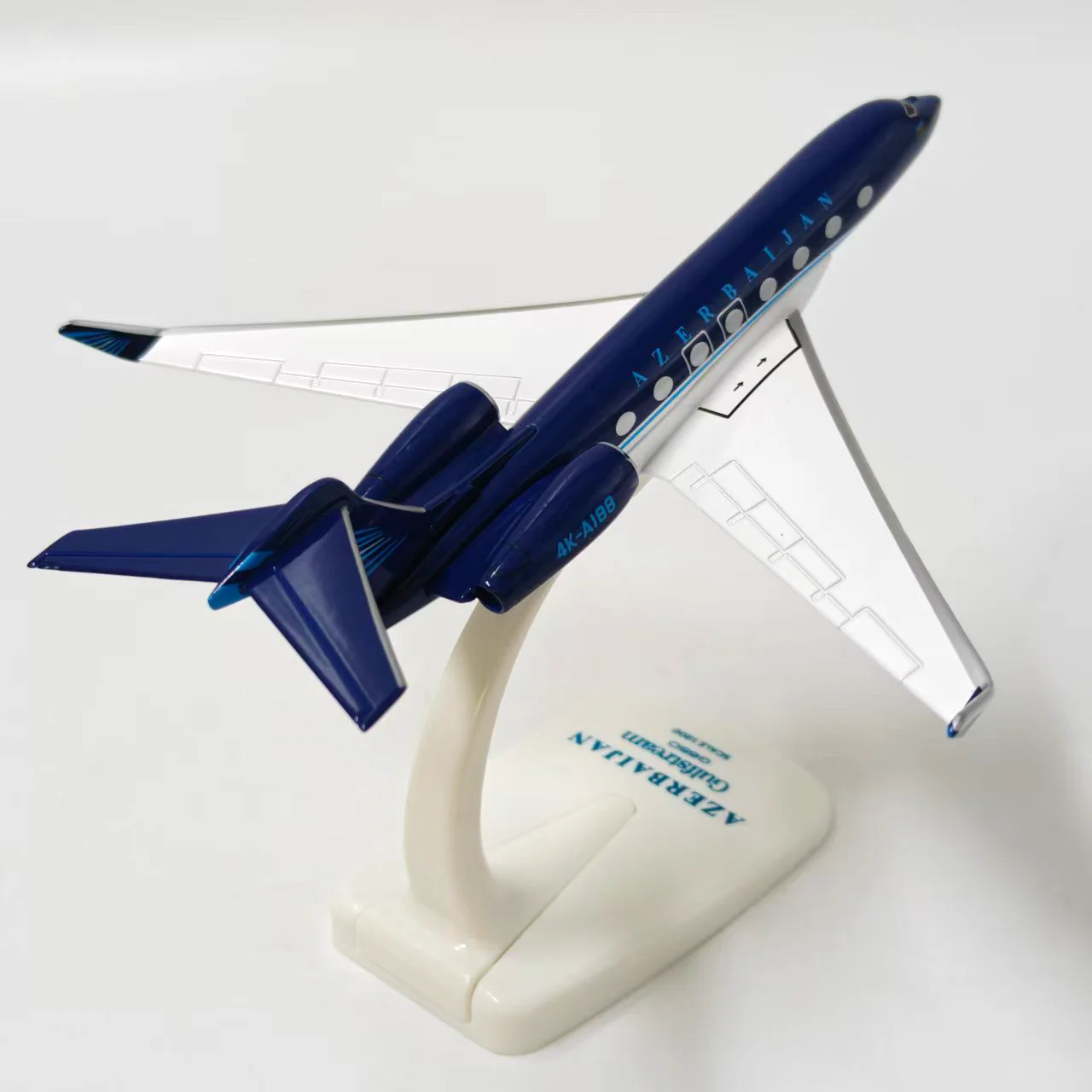 1:200 Scale New Release 16cm Gulfstream G650 Azerbaijan Airlines