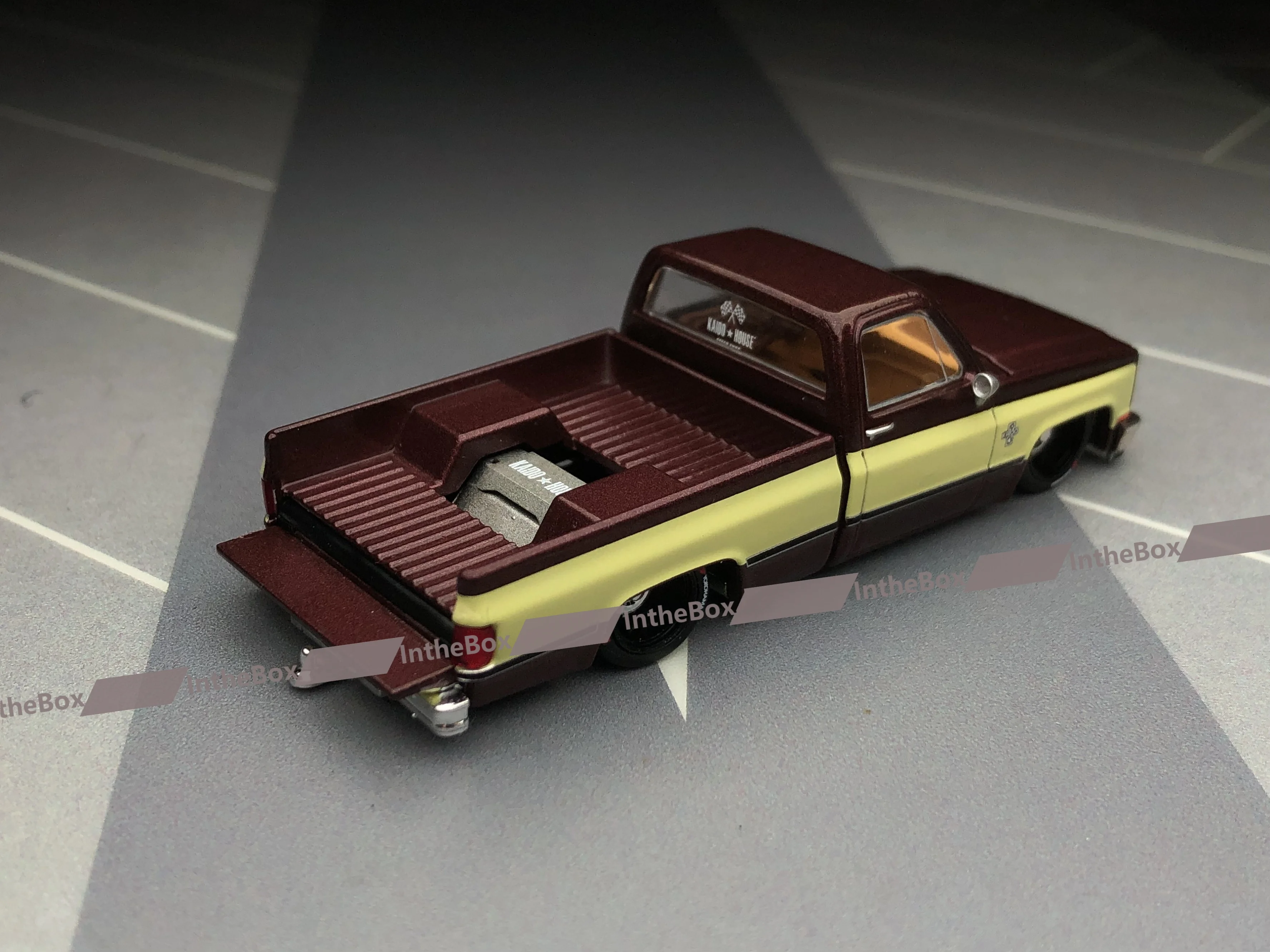 Minigt Kaido House 1:64 145 Silverado Kaido Vintage Spec V1 Diecast Metal Car BN Model Car Collection Limited Edition Hobby Toys