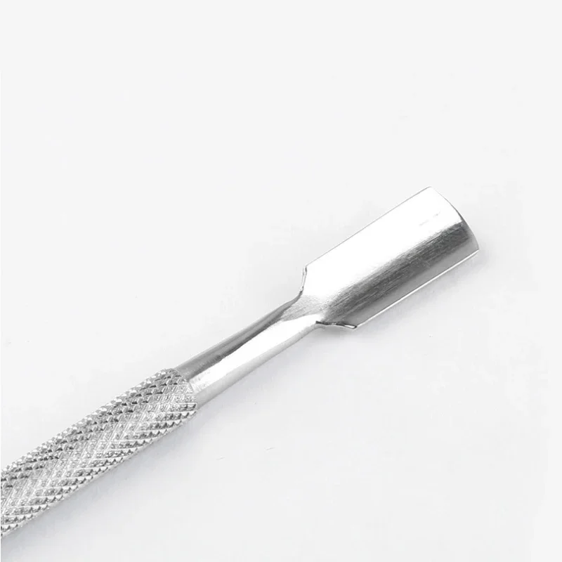 4-teiliges Nagelkunst-Werkzeug-Set aus Edelstahl, Nagelhautschieber, Löffel, Nipper, Trimmer, doppelseitiges Maniküre- und Pediküre-Set