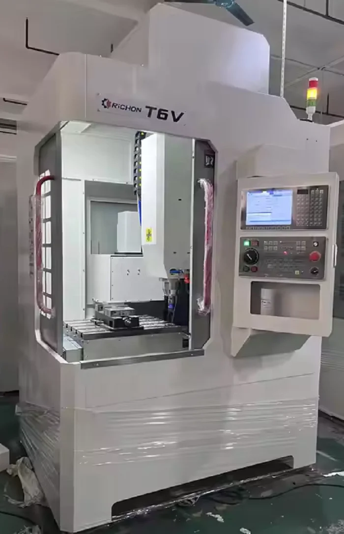T-850D Vertical Machining Center 4-axis or 5-axis High Speed Cnc Milling Machine Drilling and Tapping Center VMC High Quality