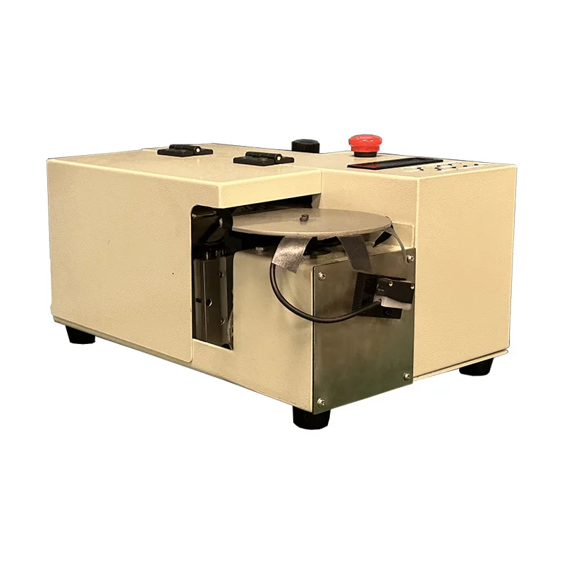 Tape cutting machine can cut tape without wire drawing, tape