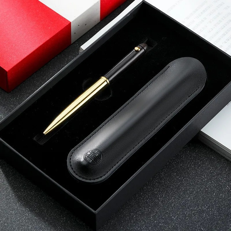 Personalized Custom Logo Can Be Laser-Engraved with Names. 1 Set (Pen Case + Pen) Sandalwood Pen Gift Box Set with Engraved Logo, Cultural and Creative Retro Advertising Gift Pen, Redwood Ballpoint Pen, Event Souvenir, Suitable for Students to Take Notes in Class, for Office Workers to Sign Documents, and Also for Business Negotiations. Suitable for Both Students and Professionals, for Personal Use or as a Gift