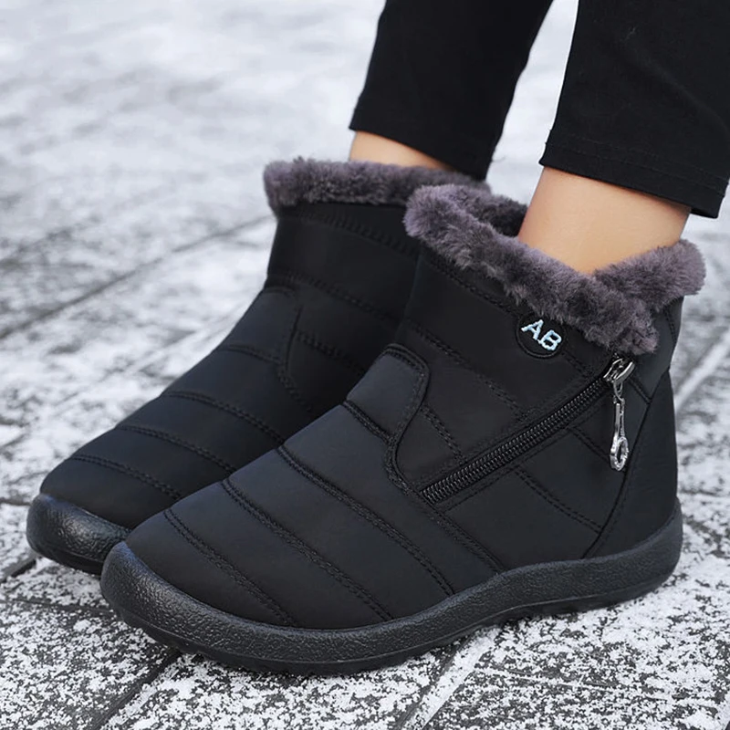 Winter Large Size Women's Shoes Thick Plush Waterproof Cotton Boots  With Zipper Soft-Soled Snow Boots For Women Outdoor Walking