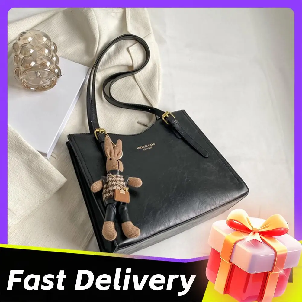 

Women Retro Tote Handbag with Pendant Casual Tote Bag Large Capacity Fashion Shoulder Bag Ladies Travel Handbag