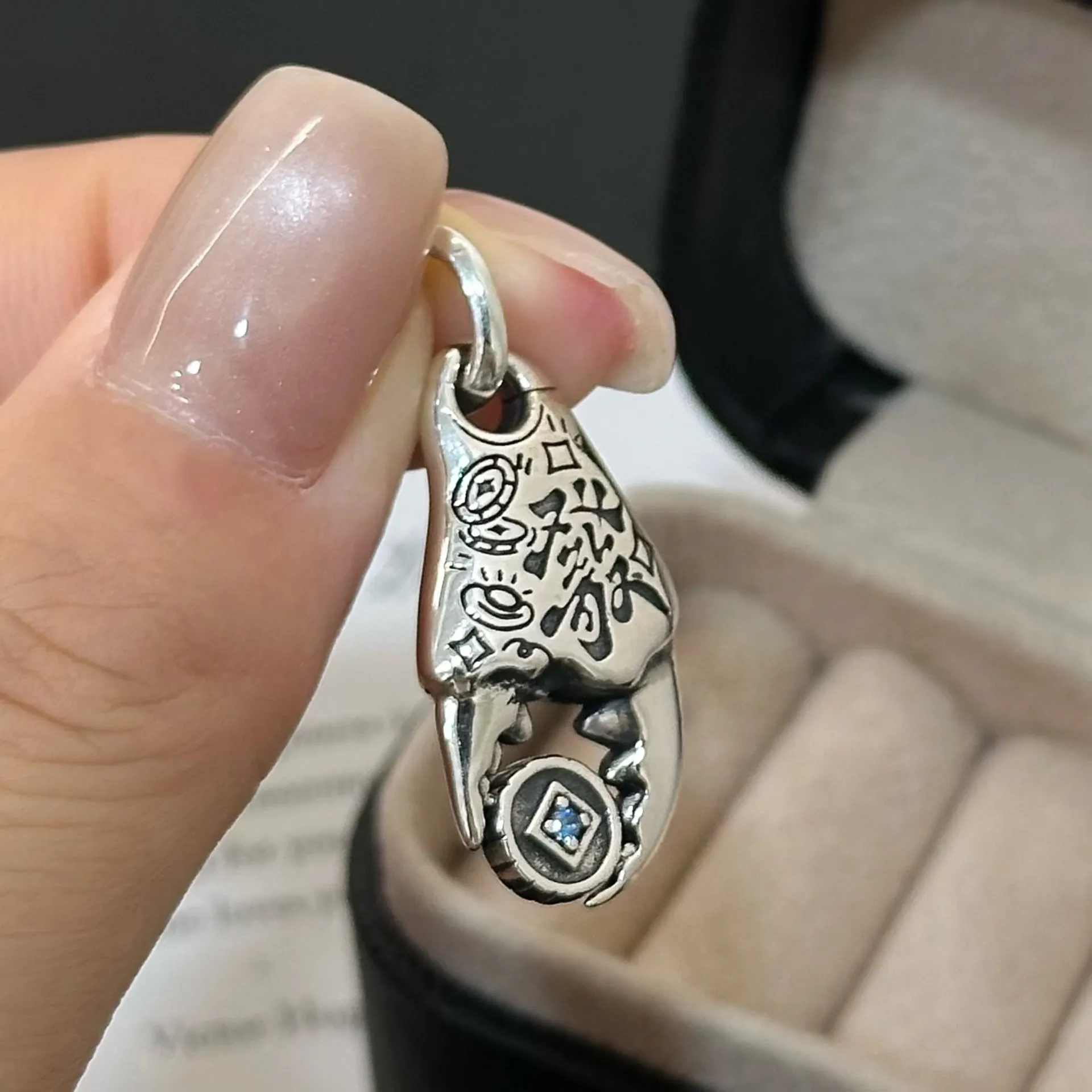 BOCAI NEW S925 Sterling Silver Jewelry Vintage Niche Graffiti Money Grabbing Crab Claws Pendant Selected Gifts