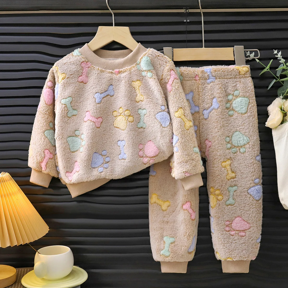 Herbst-Winter-Kinder-Flanell-Pyjama-Set Baby Junge Mädchen Niedlicher Dinosaurier Wolke Langarm-Oberteil+Hose 2-teilig Kinder Dicke Warme Schlafkleidung – Detail 7