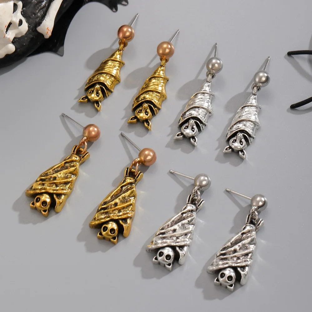 Gothic Style Halloween Upside-Down Bat Earring Stud Alloy Silver/Gold Bat Pendant Earring Stud Vintage Inverted Bat Earring Stud