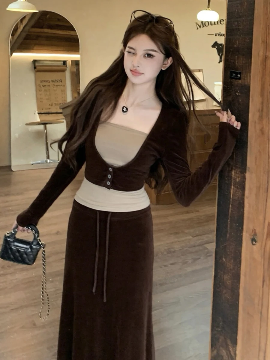 Slim Fit Open Cardigan High Waist Skirt Set with Chest Pad Curved Line Fashionable Daily Wear Three Piece Women's Ensemble