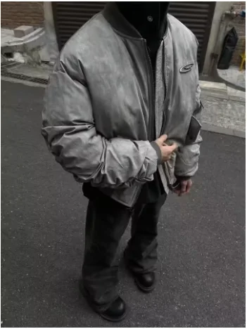 Retro Wasteland Wind Men Women Jacket Pleated Design Flight Jacket Baseball Suit Cotton Suit American Parkas Hip Hop Winter Coat