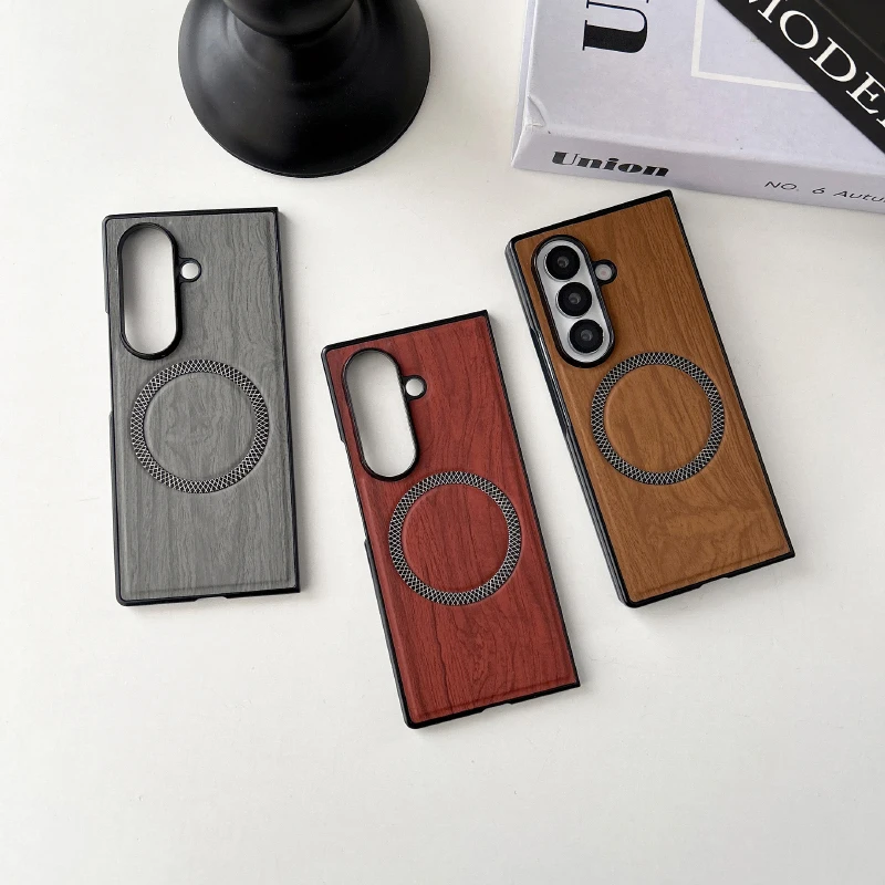 Für MagSafe Magnetisches Kabelloses Laden PC+Imitierter Holzmaserung-Leder-Handyhülle für Samsung Galaxy Z Fold 7 6 5 4 3 Rückabdeckung