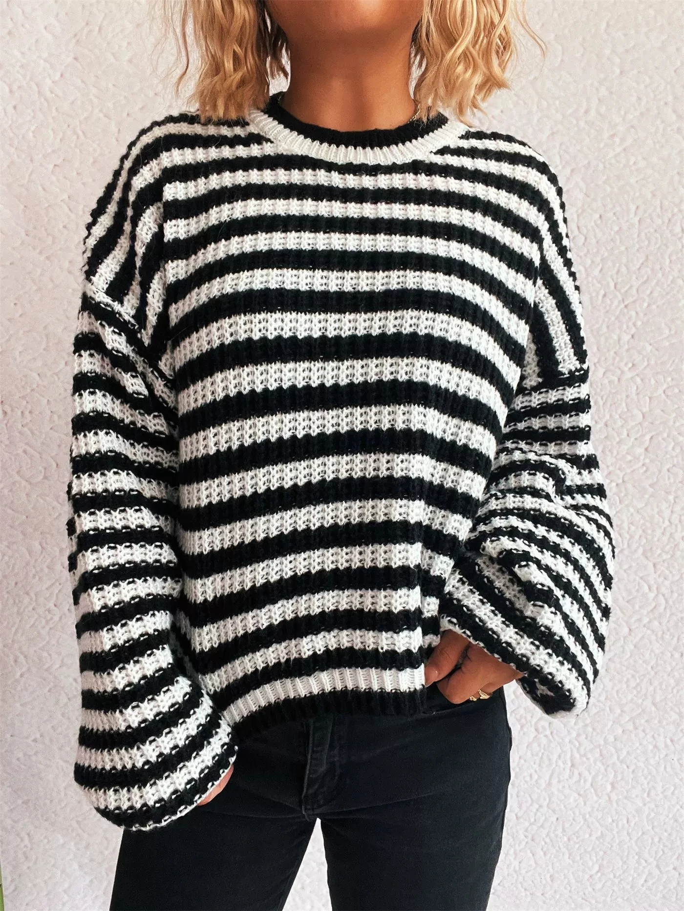 

Осенне-зимний новый вязаный топ в полоску в стиле ретро, свободный пуловер с круглым вырезом и длинными рукавами для женщин