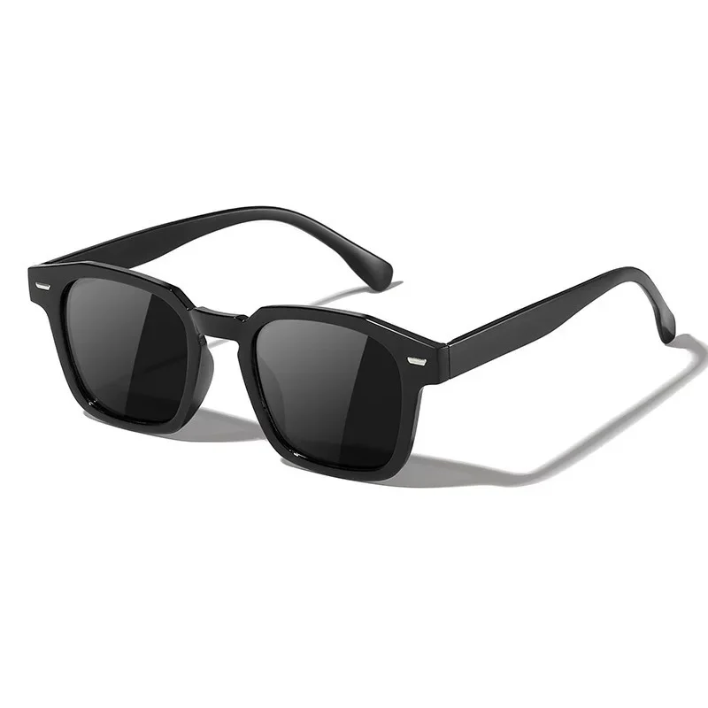 Hot-selling rice stud summer beach sunglasses, European and American style sun protection shades, multi-color square frames