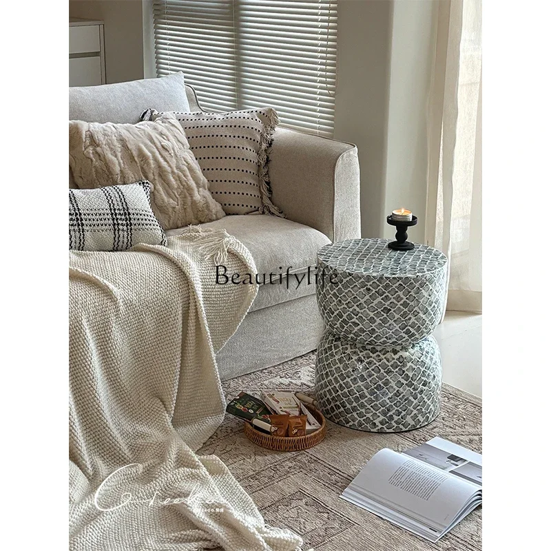 x4 Handmade creative shell cat eye blue edge sofa next to the living room light luxury coffee table bedside table