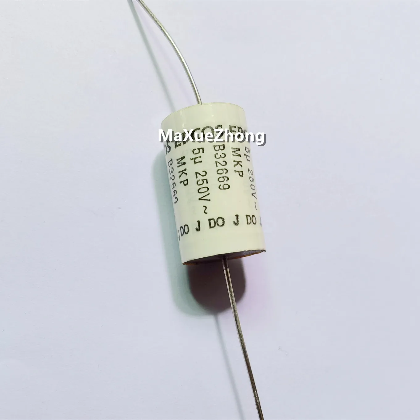 Original new 100% B32669 MKP 250V5UF 400V 505J coarse copper foot frequency film capacitor (Inductor)