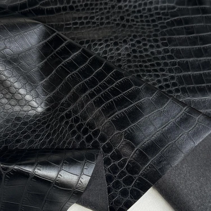 Czarny wzór krokodyla Tkanina ze skóry PU do szycia Diy Jesienna kurtka Spódnica Tkaniny Micro Bullet Tkanina Hurtownia