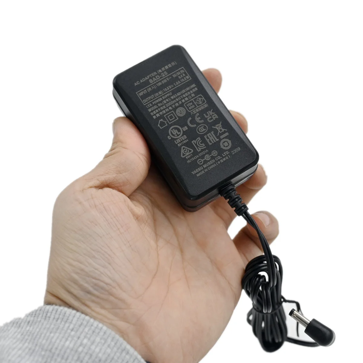 Yaesu SAD25 Charger Adapter EU US Plug AC 100-240V for FT70D 70DR FT2DR FT3DR Standard Horizon HX40 HX210 HX380 HX890 Accessory