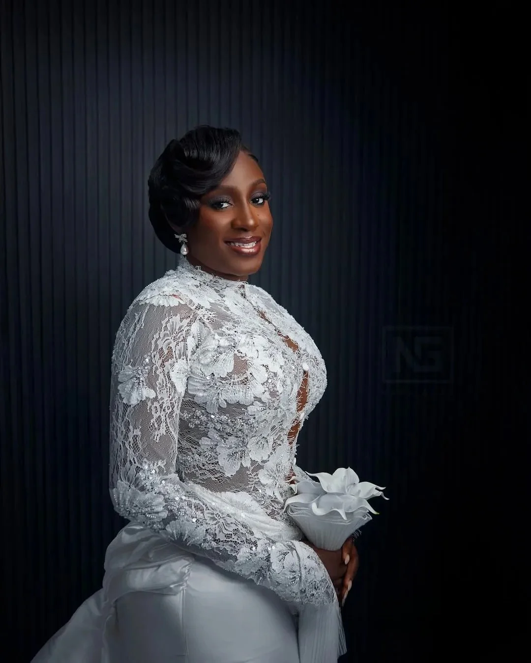 Abiti da sposa eleganti personalizzati per abiti da sposa africani per la sposa sirena alta illusione strascico staccabile in pizzo con perline