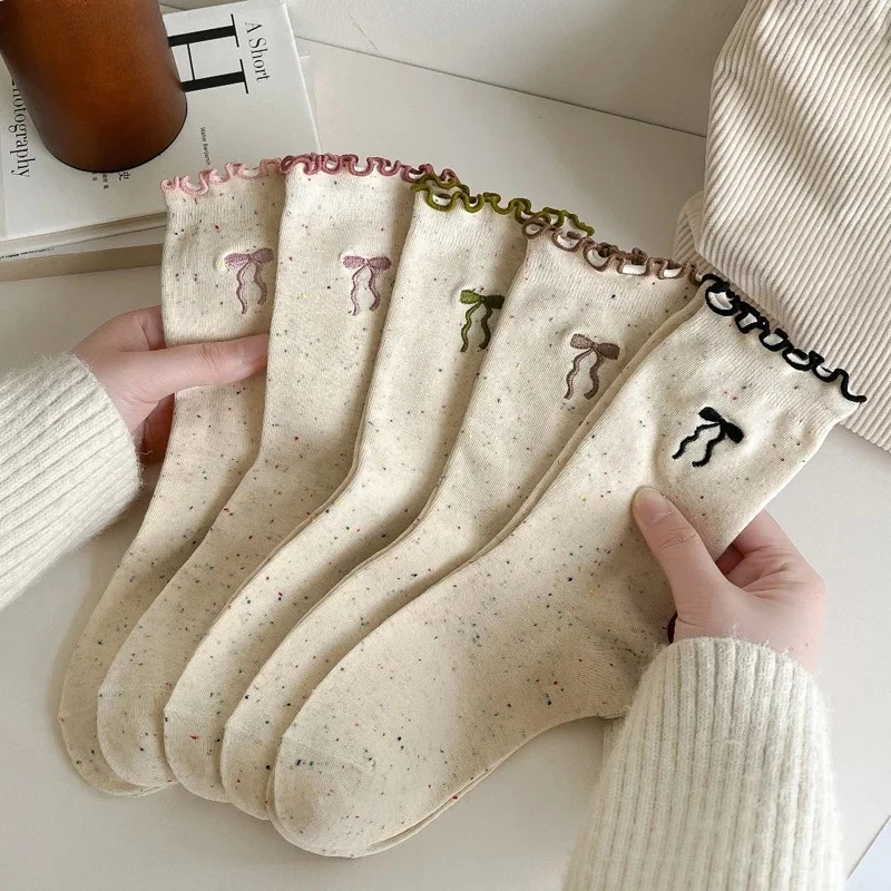 5 Paar Damen-Socken mit mittellangem Schaft, Spitze, Schleife, Pilzkanten, lange Socken für Herbst und Winter, bequeme, atmungsaktive Baumwollmischung