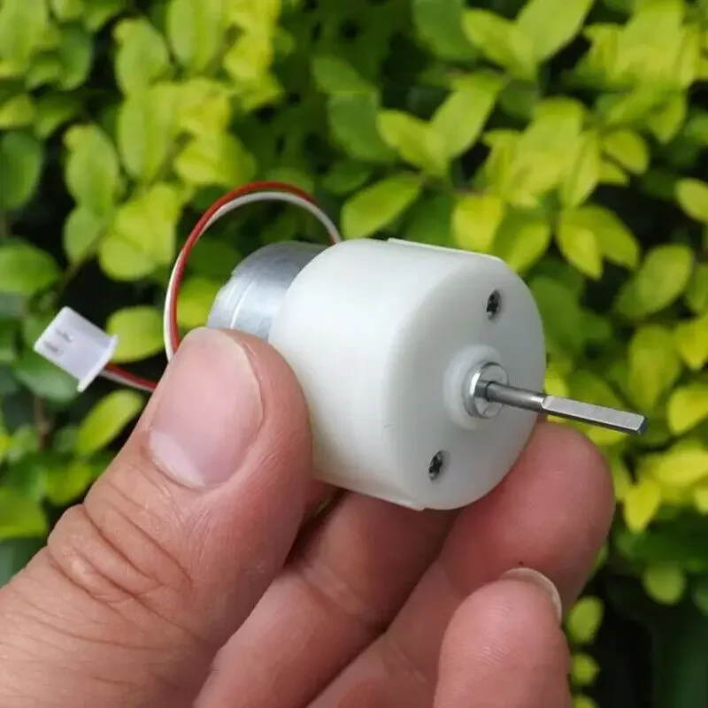 Микро 24 мм 300 редуктор двигатель постоянного тока 3 в-6 в 700 об/мин большой крутящий момент D-вал длинный вал игрушечная лодка Модель двигателя DIY