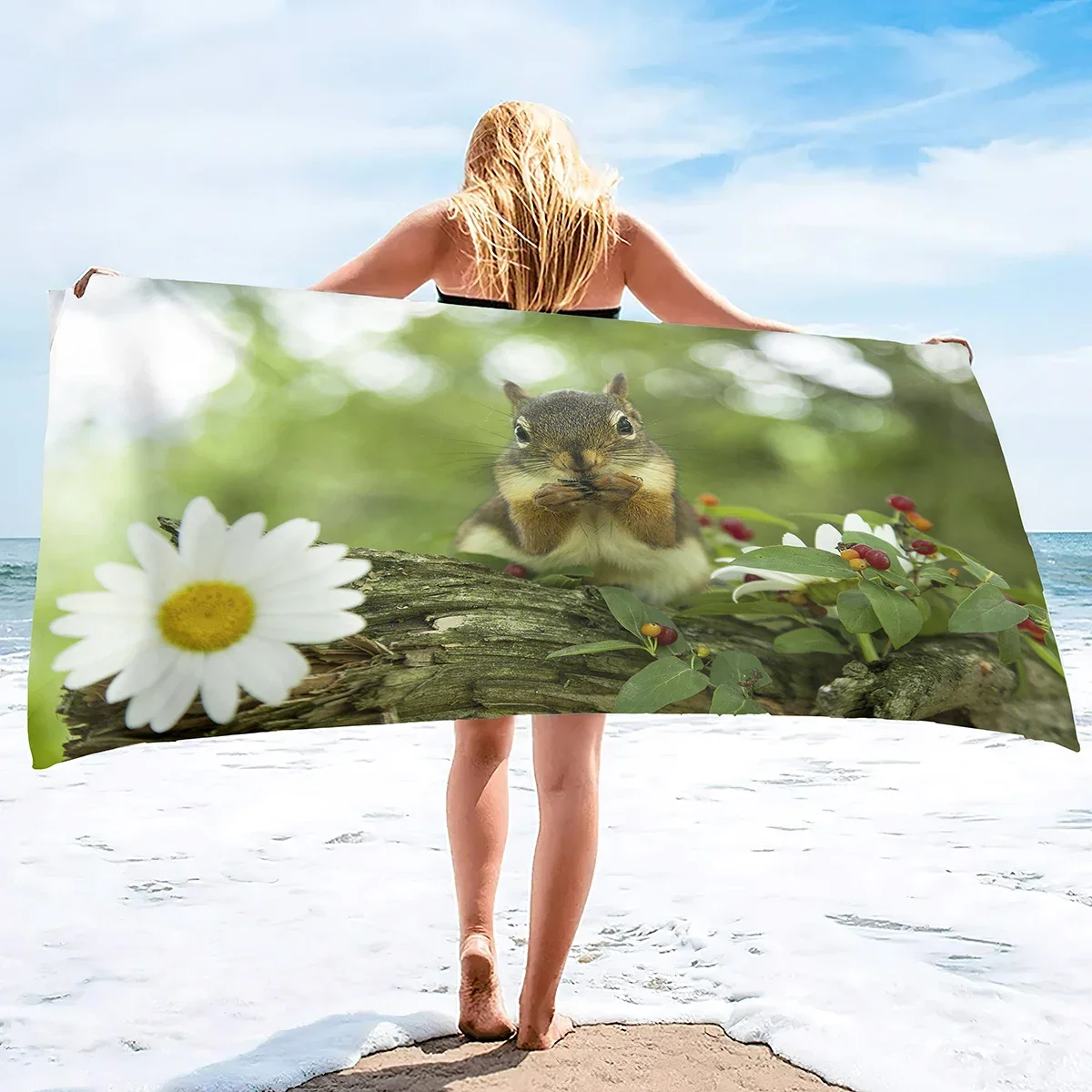 Squirrel Beach Towel Large Beach Towels Pool Towels Microfiber Beach Towels Highly Absorbent Lightweight,Soft and Quick Dry