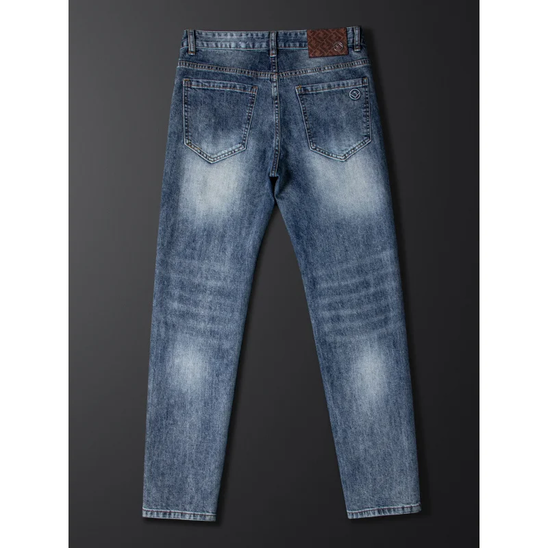 

Новые летние мужские джинсы, маленькие прямые эластичные модные легкие роскошные брюки с тиснением