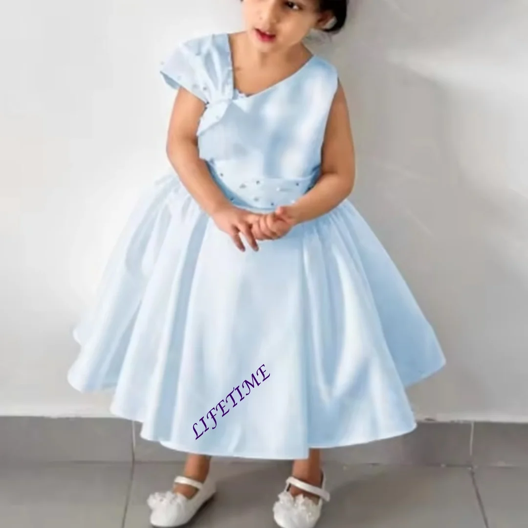 Maßgeschneidertes schickes perlenbesetztes Satin-Partykleid für Mädchen mit einer Schulter und Schleife, Hochzeits-Blumenmädchenkleid, Teelänge, Kinder-Kommunionkleid