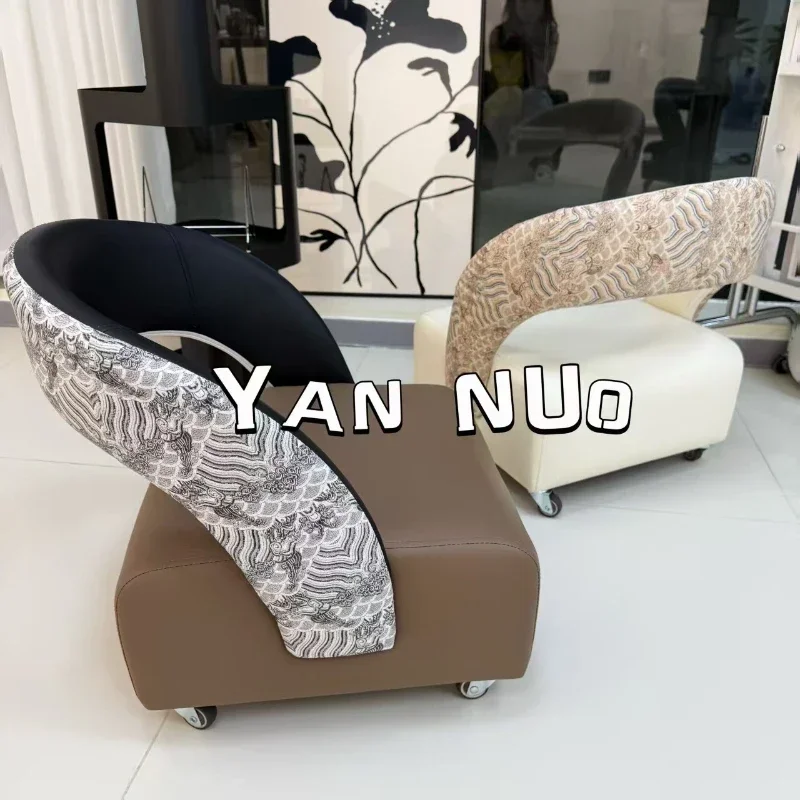 Single casual yo-yo sofa Nordic light luxury modern small apartment living room home special-shaped yo-yo stool shoe changing
