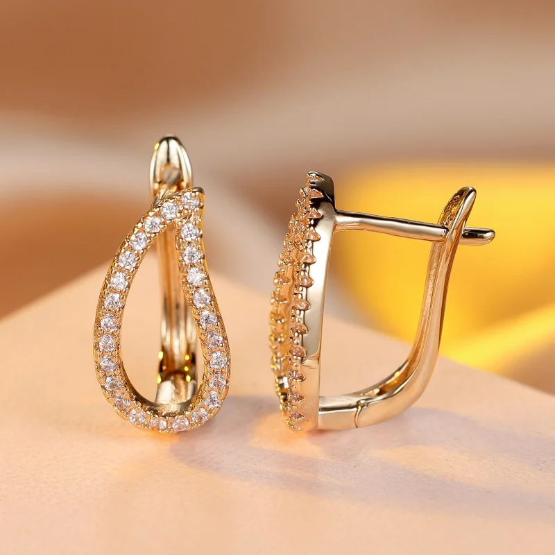 European and American Fashion Round White Mess Geometric Simple Arrow Design Ear Buckle Women's High-end Versatile Accessories