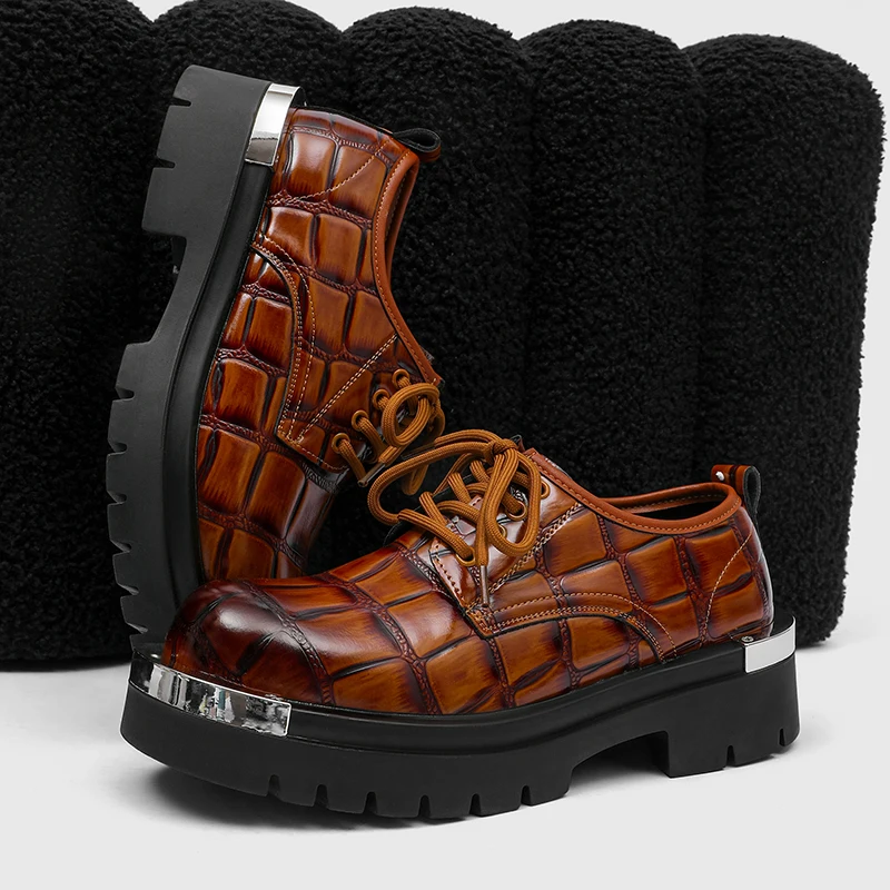 

Мужские кожаные туфли большого размера в ретро-стиле, модные, с блестящей отделкой, на низком каблуке, высокого качества, всесезонные, спортивные.