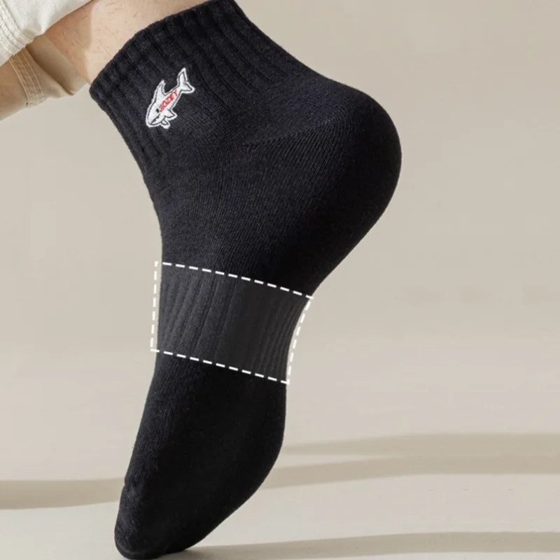 Chaussettes blanches pour hommes, taille uniforme, bas bas bas noirs, motif mignon rond rinçage, requin, montagne enneigée, haute résilience