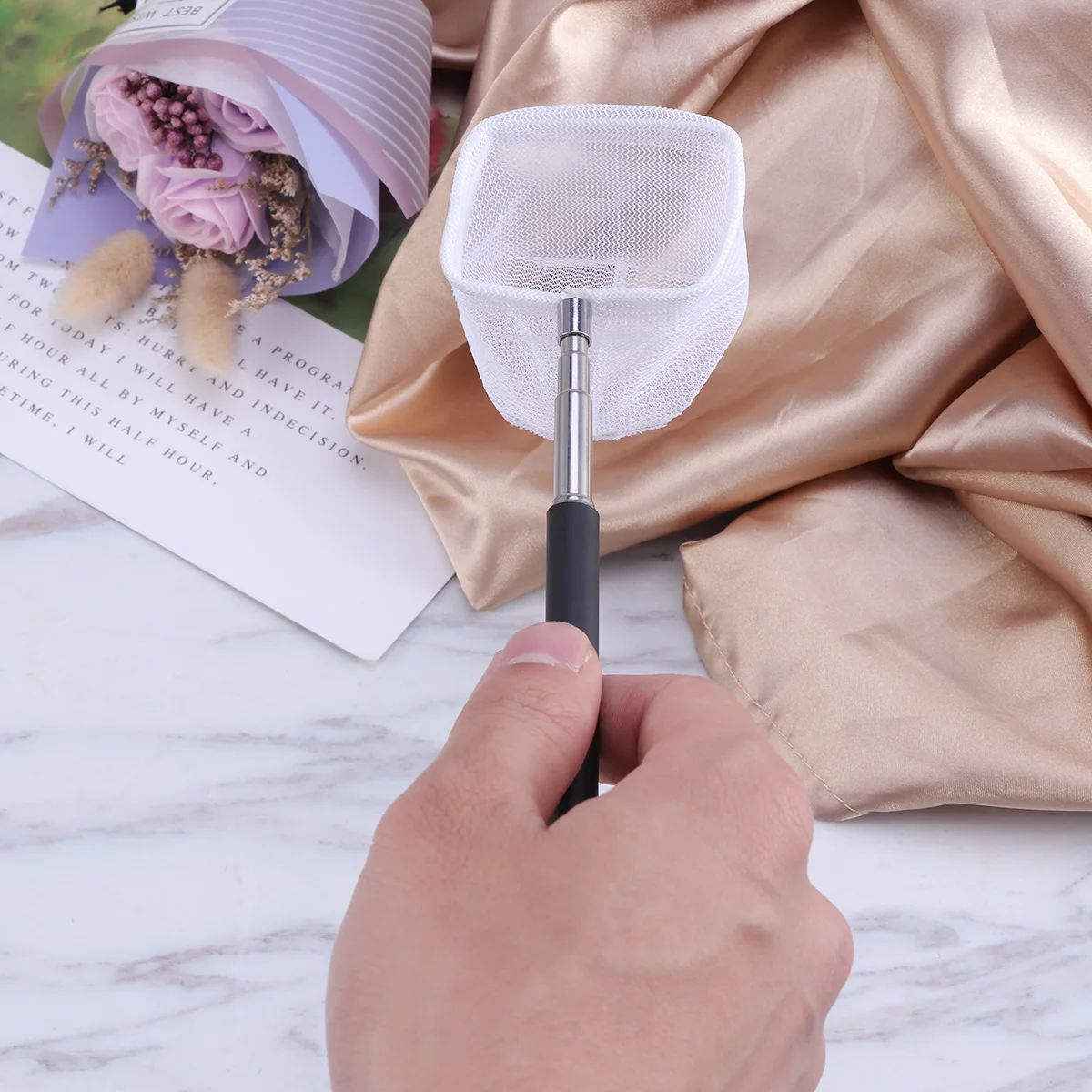 

3D Fish Tank Net Black Square Pocket Shrimp Catching Net Stretch Handle Non-Slip Comfortable Hold Aquarium Cleaner