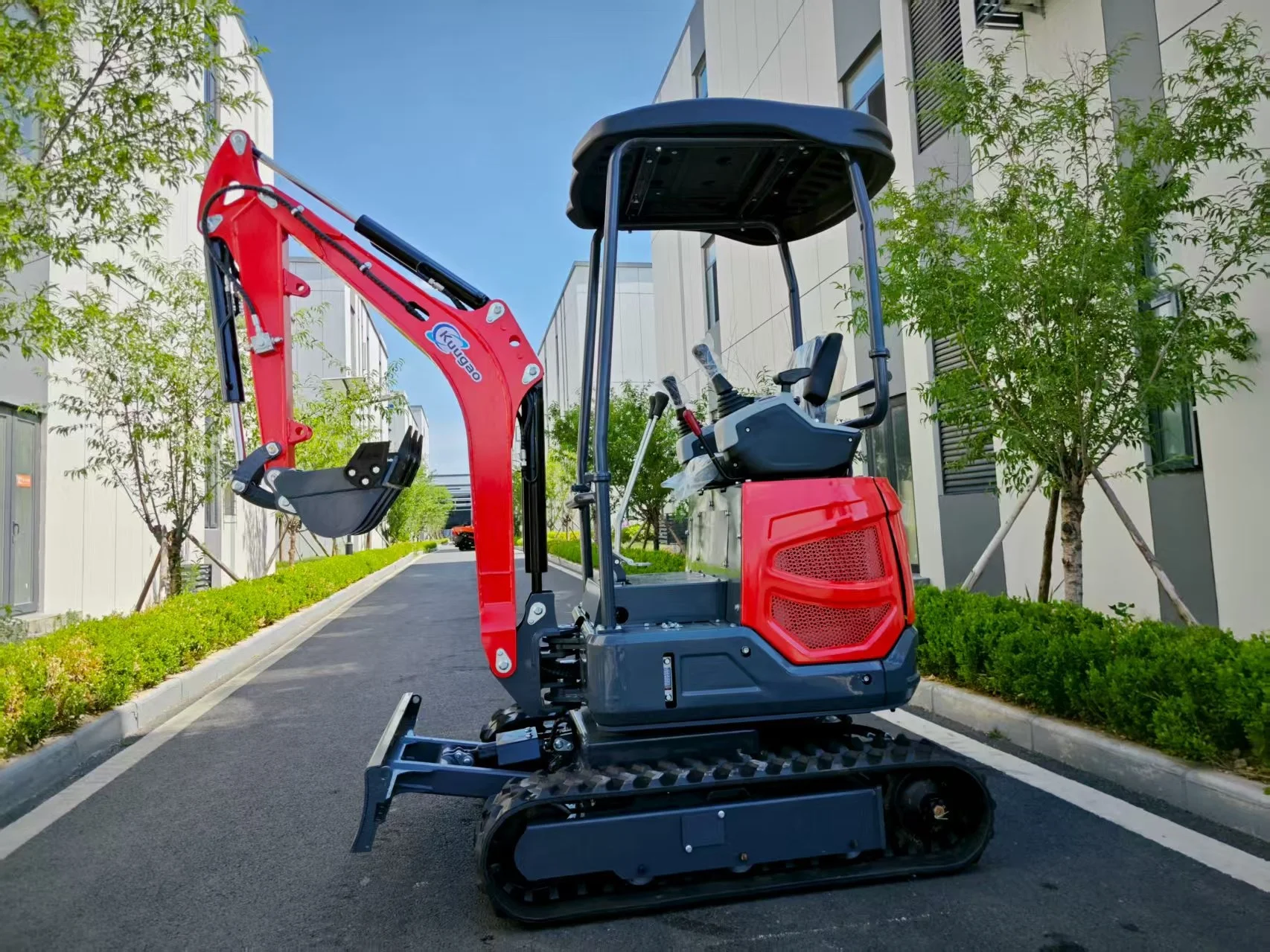 1.5 ton 1.8 ton Mini Excavator Free Shipping Customized Multi-function  Kubota Engine Digger Small Crawler Farm Excavators Home