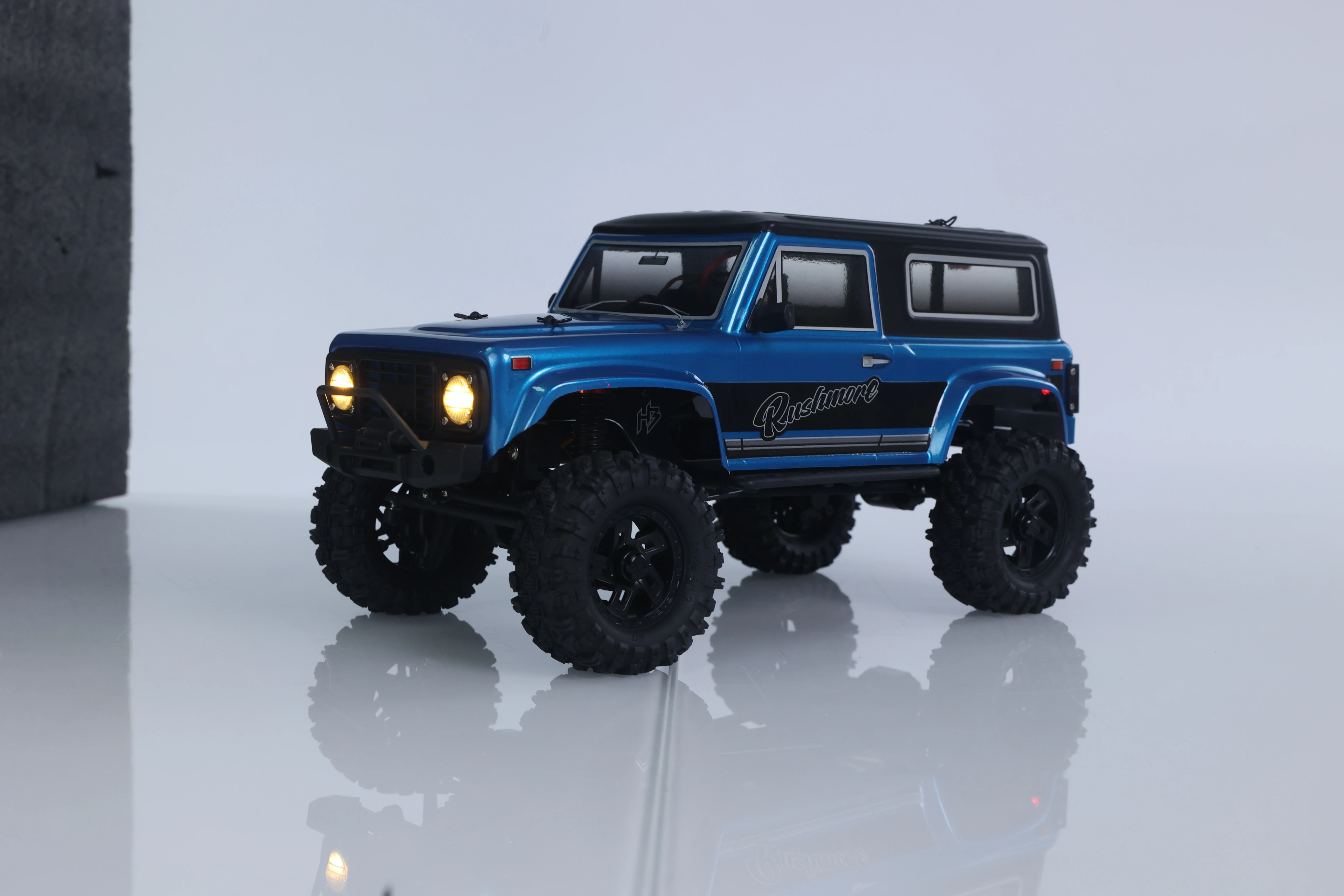 4wd rc rock crawler carro rushmore cr18p v3 1/18 2.4ghz rastreador rtr veículo hobbywing motor sem escova esc luzes carregador usb
