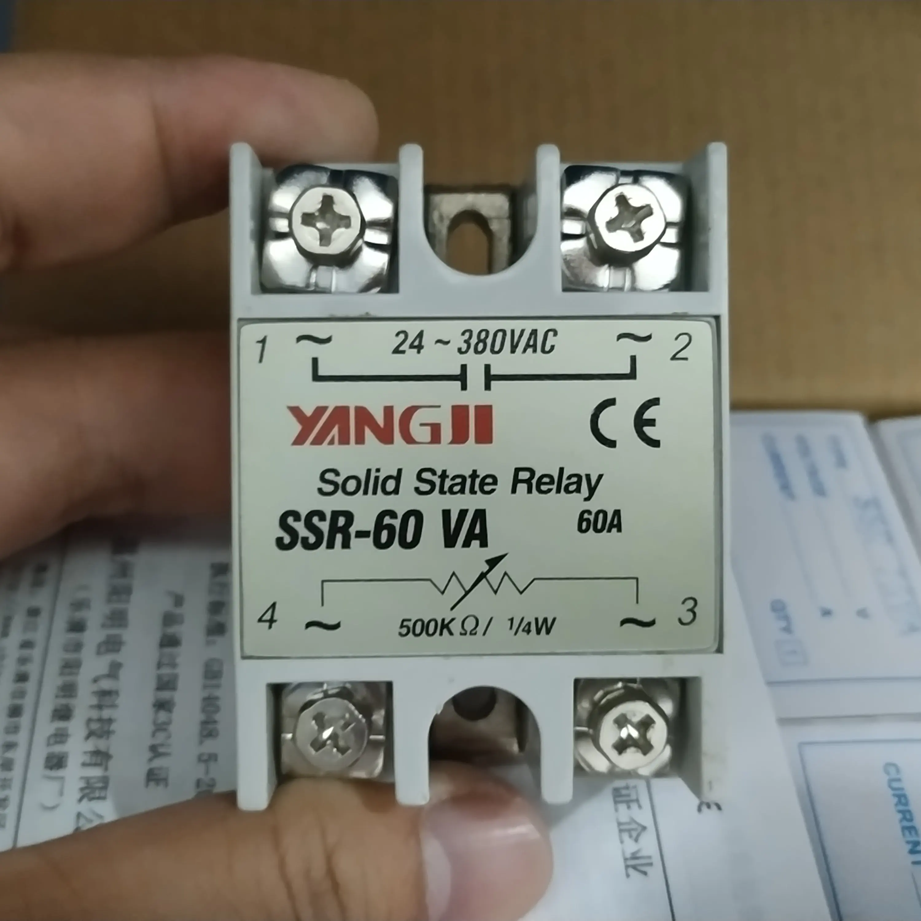 

Male relay single-phase solid state voltage regulator SSR-60VA resistance voltage regulation 500K 1/4W