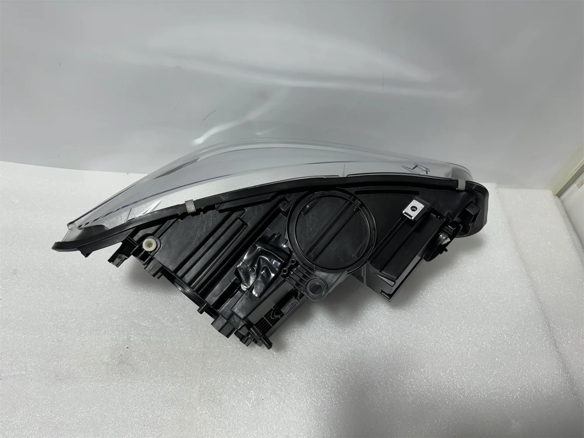 High quality headlights suitable for BMW 2 Series F45 F46 LED headlights 2015-2017 BMW 2 Series Active Tourer F46 LED headlights