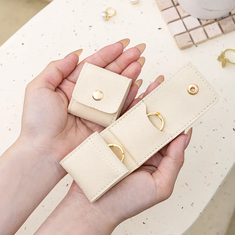 Fashion Velvet Jewelry Display Bag Container Foldable Necklace Ring Packing Bag Storage Case Earrings Organizer Jewelry Packing