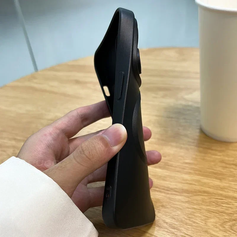 Luxury For Magsafe Matte Silicone Magnetic Wireless Charging Case For iPhone 14 12 13 Pro Max Plus Lens Protect Shockproof Cover