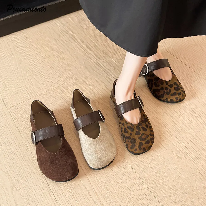 ヴィンテージフェイクスエードパッチワークストラップバックル女性バレエフラットファッション春夏メリージェーンウォーキング怠惰なローファーカジュアルシューズ