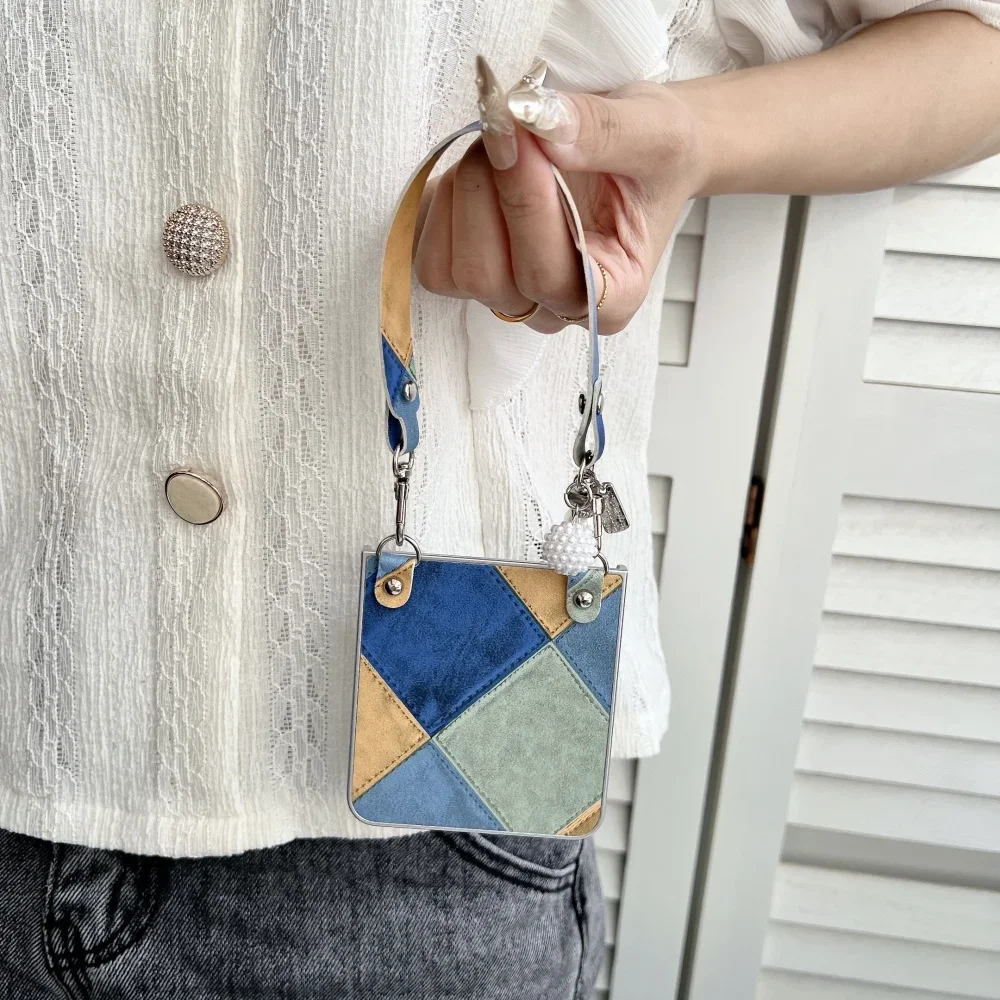 퓨전 비즈니스 슬레 블라 컬러 콜리전 손목 스트랩 끈 가죽 폰 케이스 삼성 갤럭시 Z 플립 7 6 5 4 3 보호 커버