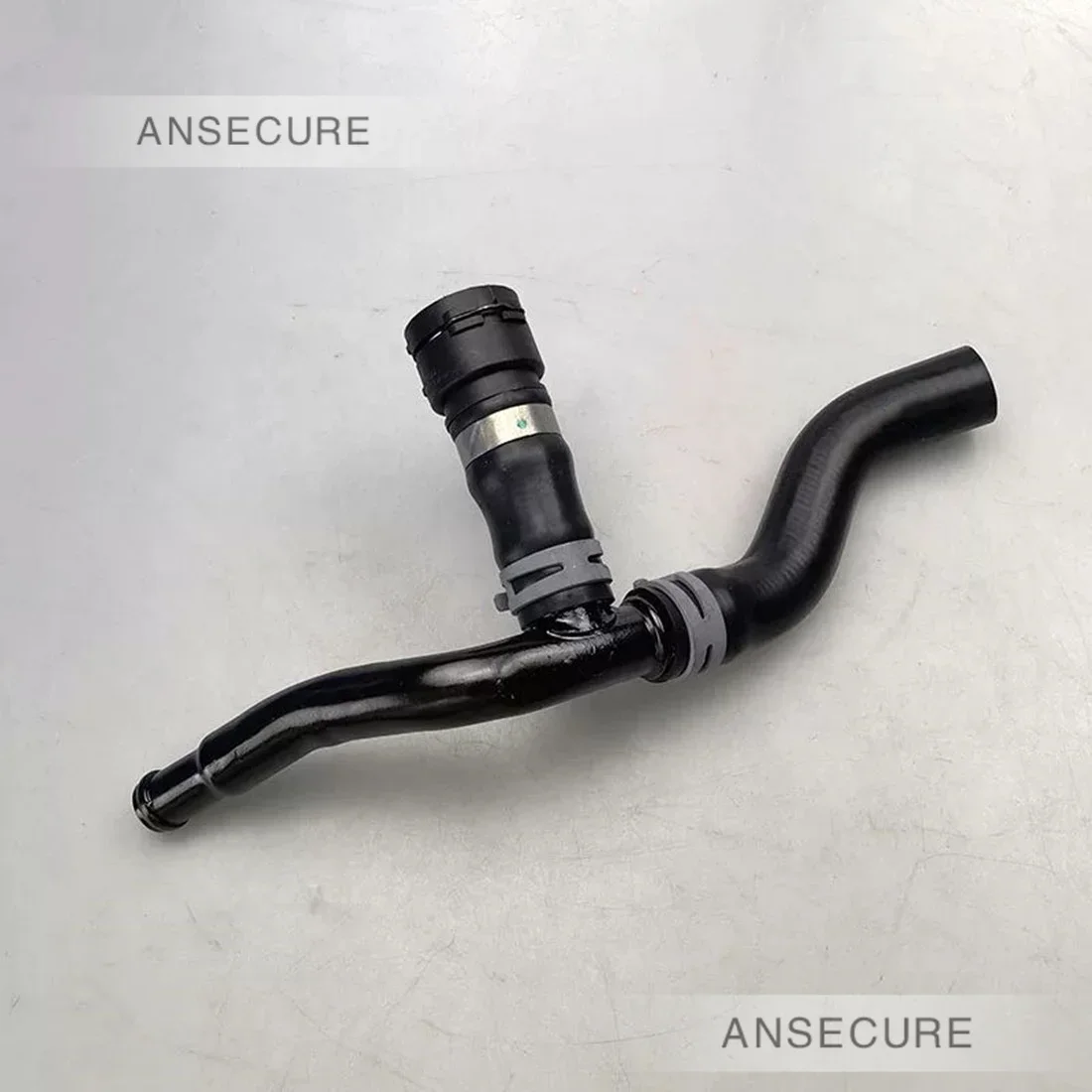 

3.0 Petrol CJTA Engine Coolant Hose Pipe For VW Touareg 2011-2018 7P0121070K 7P0 121 070 K