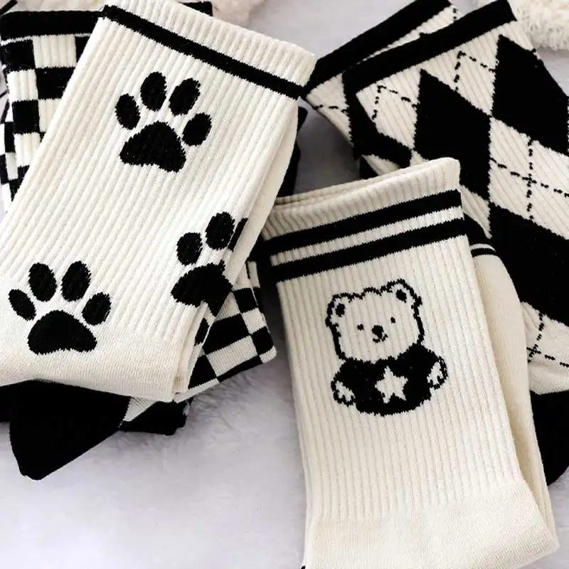 Women White Socks Cute Cartoon Anime Socks Bear Checkered Cotton Y2k Funny Socks Harajuku Paw Socks Print Girls