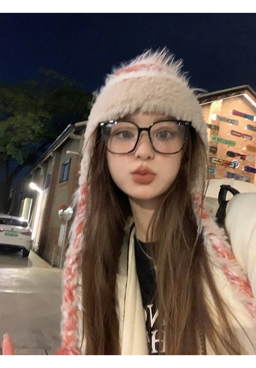 Thick Fleece Hats Autumn Winter Ethnic-Style Knit Wool Hats Women Warm Ear-Covering Hats That Warm Slim