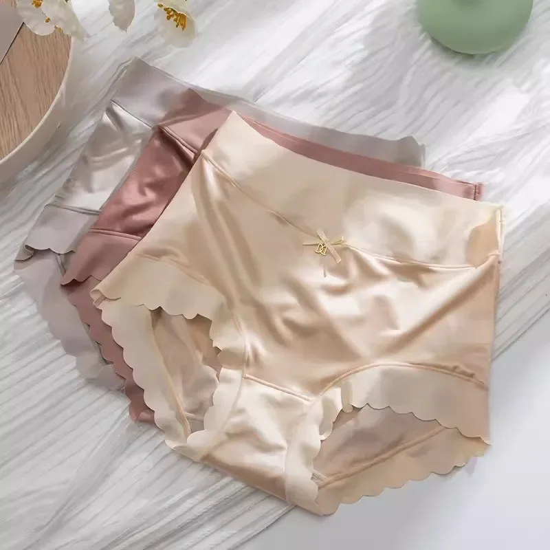 1Pcs Ice Silk Panties High Waist Antibacterial Hygroscopic Odourless Silk Women\'s Pantie Comfy Plus Size Underwear