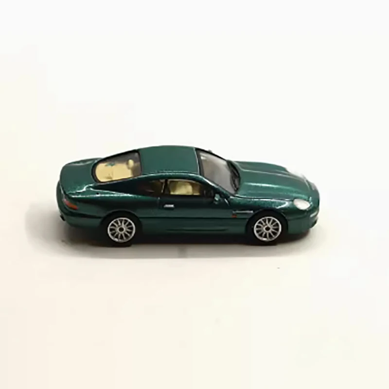 1:87 Skala DB7 Coupe Plastikowy Retro Model Samochodu Sportowego Gotowy Produkt Symulacja Kolekcja Zabawek Prezent Statyczny Model