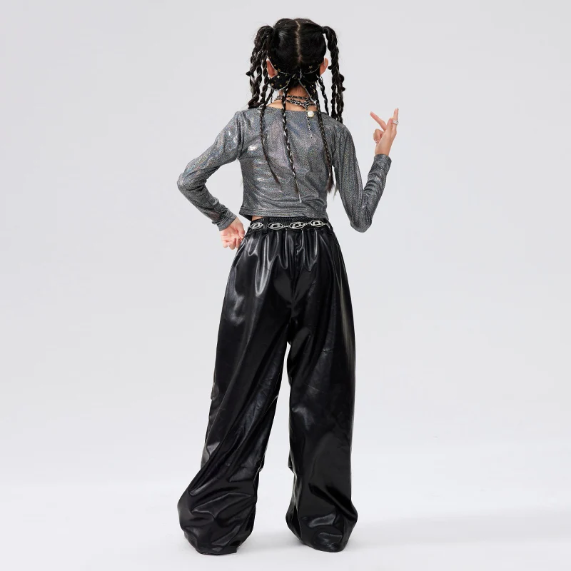 2024 Shine Sliver Crop Top Pantaloni di pelle nera Abiti per ragazze Costumi di danza jazz Bambini Hip Hop Performance Wear DQS18131