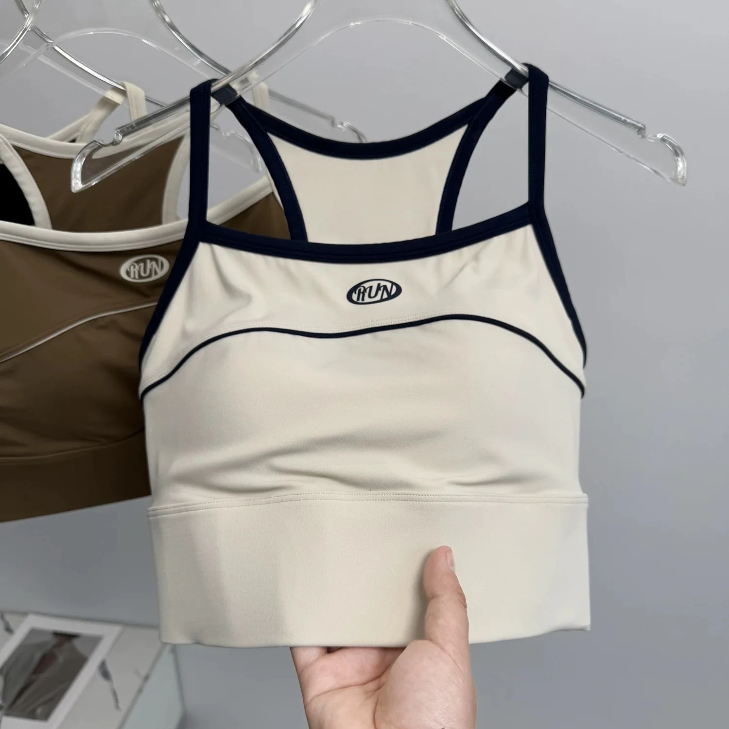 Shock-Absorbing Integrated Back Sports Bra Running Vest Yoga Suit External Support Gathering Top for Women