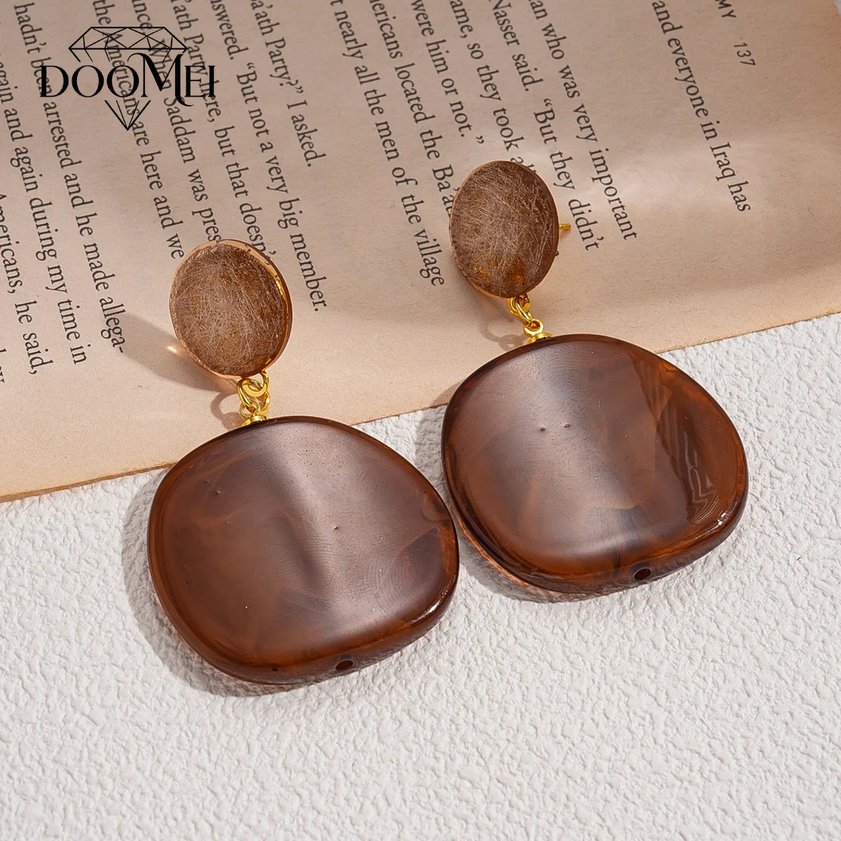 DOO MEI Vintage Amber Marbled Resin Dangle Earrings for Women Simple Geometric Drop Earrings Dating Banquet Party Ear Jewelry