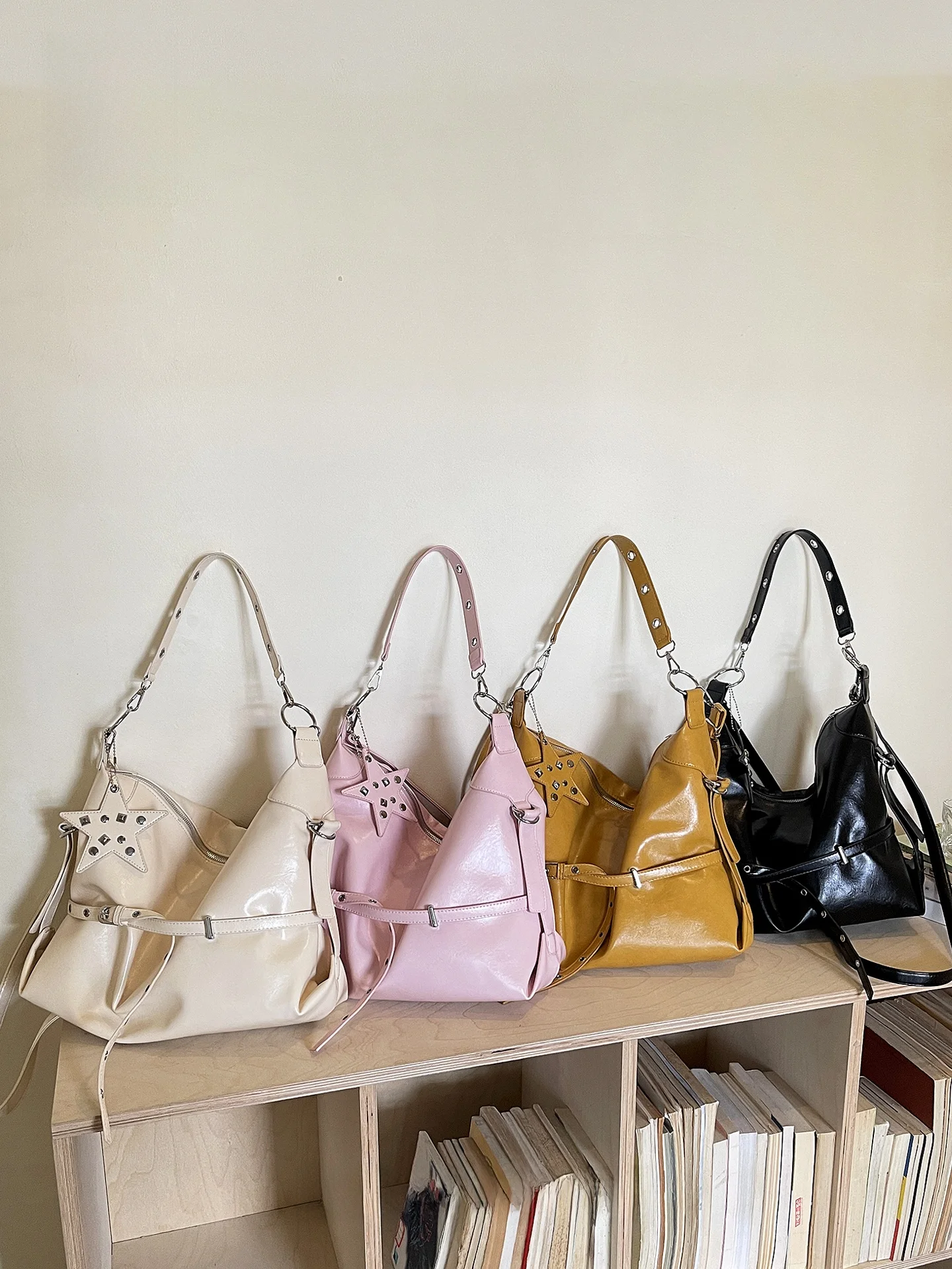 MuziKai Large Capacity Women's Tote Bag 2026 New Punk Style Commuter Single Shoulder Bag Trendy Design Element Belt Decoration